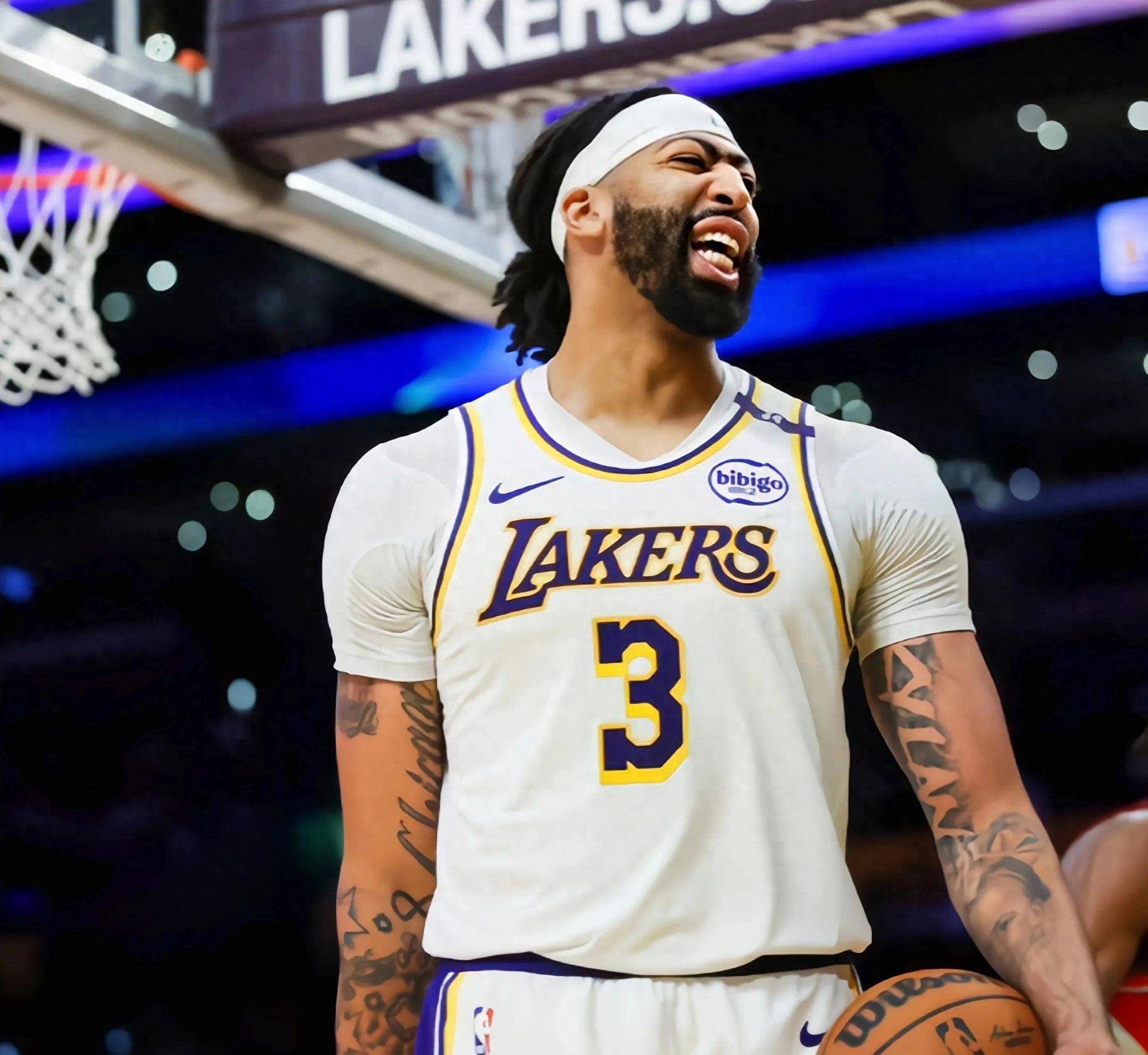 开云官网首页-包含湖人刷新世界纪录，浓眉教练激动落泪！的词条