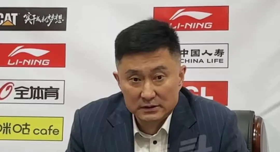 开云官网首页-曼联迎CBA季后赛关键赛，赛后完成体检，态度坚定，控场能力受关注的简单介绍